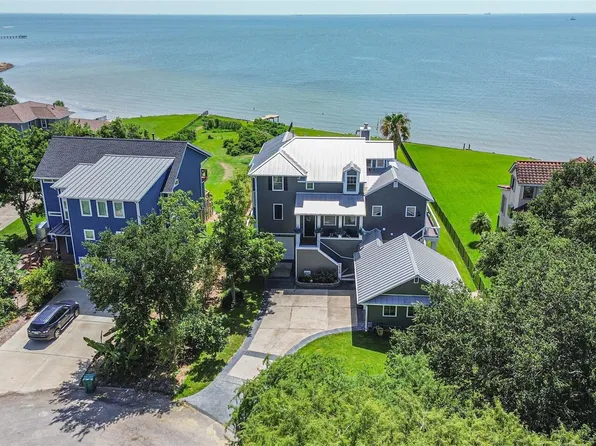 605 Quintana Roo Pl, Seabrook, TX 77586