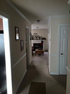Foyer/Hallway