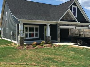 8401 Dakota Skyway, Ooltewah, TN 37363