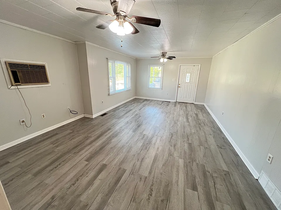 1209 Cumberland Ave