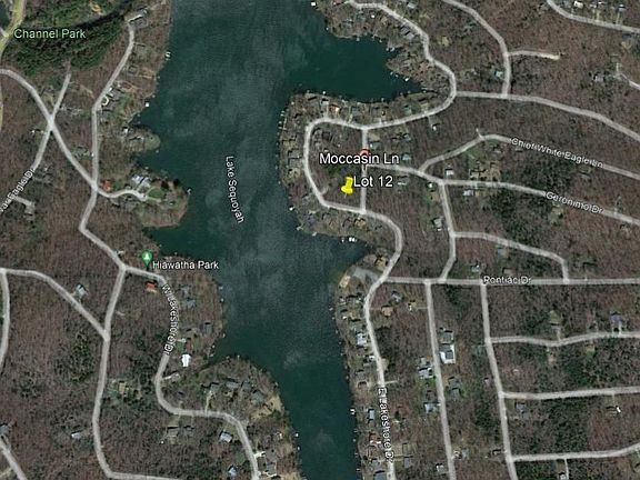 3rd image of E Lakeshore Dr