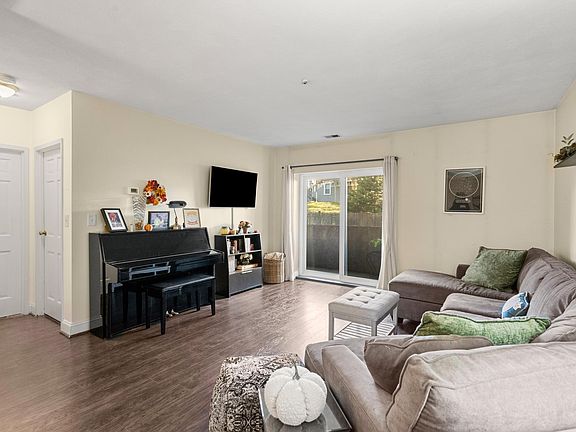 4th image of 123 Elm St APT A-5