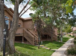 6127 Pine Hill Dr, Colorado Springs, CO 80918
