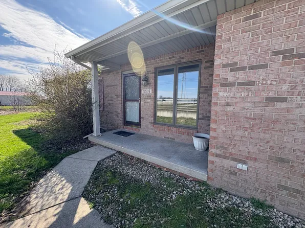 5505 Rocky Ford Rd, Columbus, IN 47203
