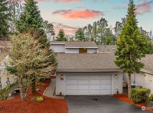 15800 Village Green Dr APT 35, Bothell, WA 98012