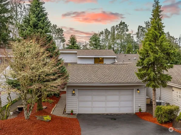 15800 Village Green Drive #35, Mill Creek, WA 98012