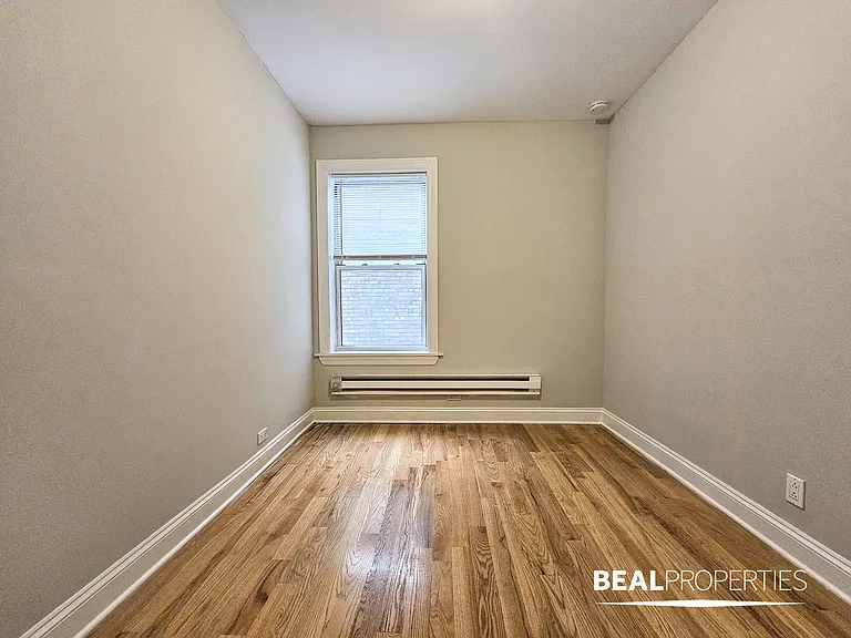 511 West Melrose — Photo 8