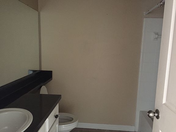3rd image of 4207 S Dale Mabry Hwy Unit 3307