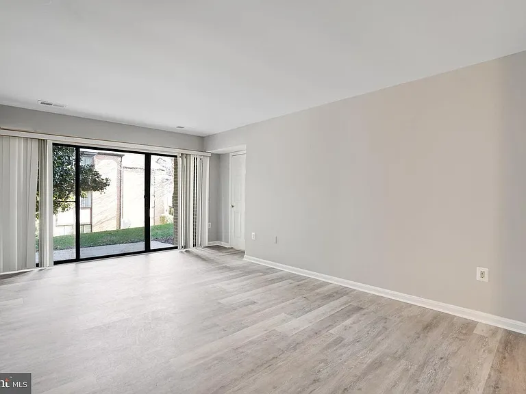 3107 Buccaneer Ct #2 — Photo 16