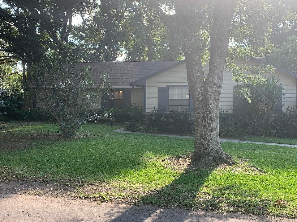 1st image of 200 NE 51st Ave