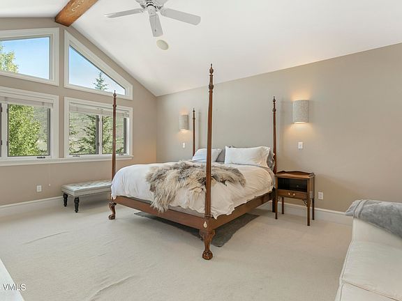 3rd image of 342 Eagle Dr #B