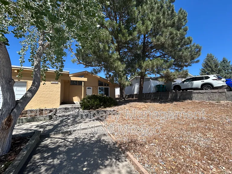 3509 N Dustin Ave — Photo 2