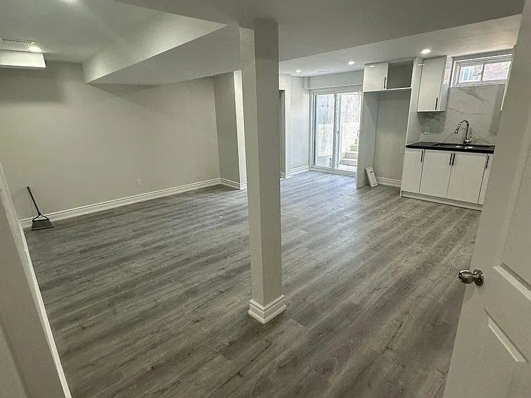 1904 Cheesewright Ct — Photo 10