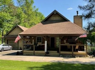 3804 Eakins Rd, Cuyahoga Falls, OH
