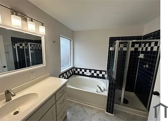 3604 Clearbrook Dr — Photo 19