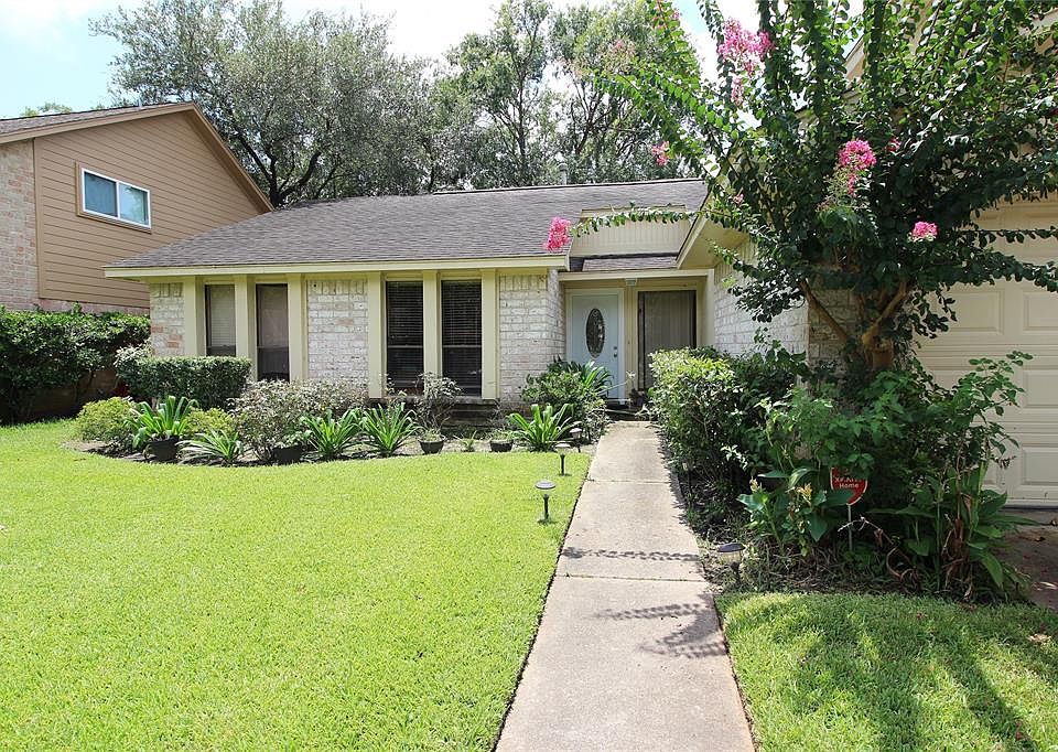 1st image of 3126 Winchester Way
