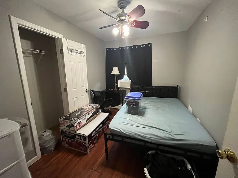 1 Pearsall Dr — Photo 6