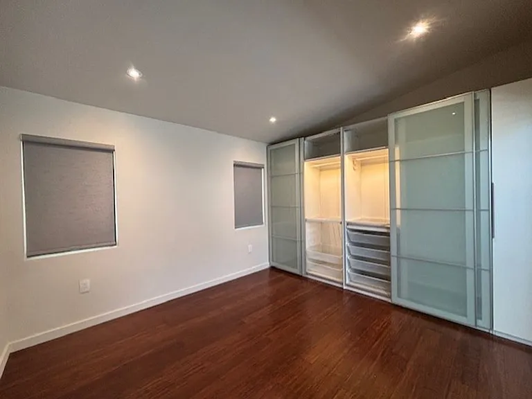 15824 Septo St — Photo 10