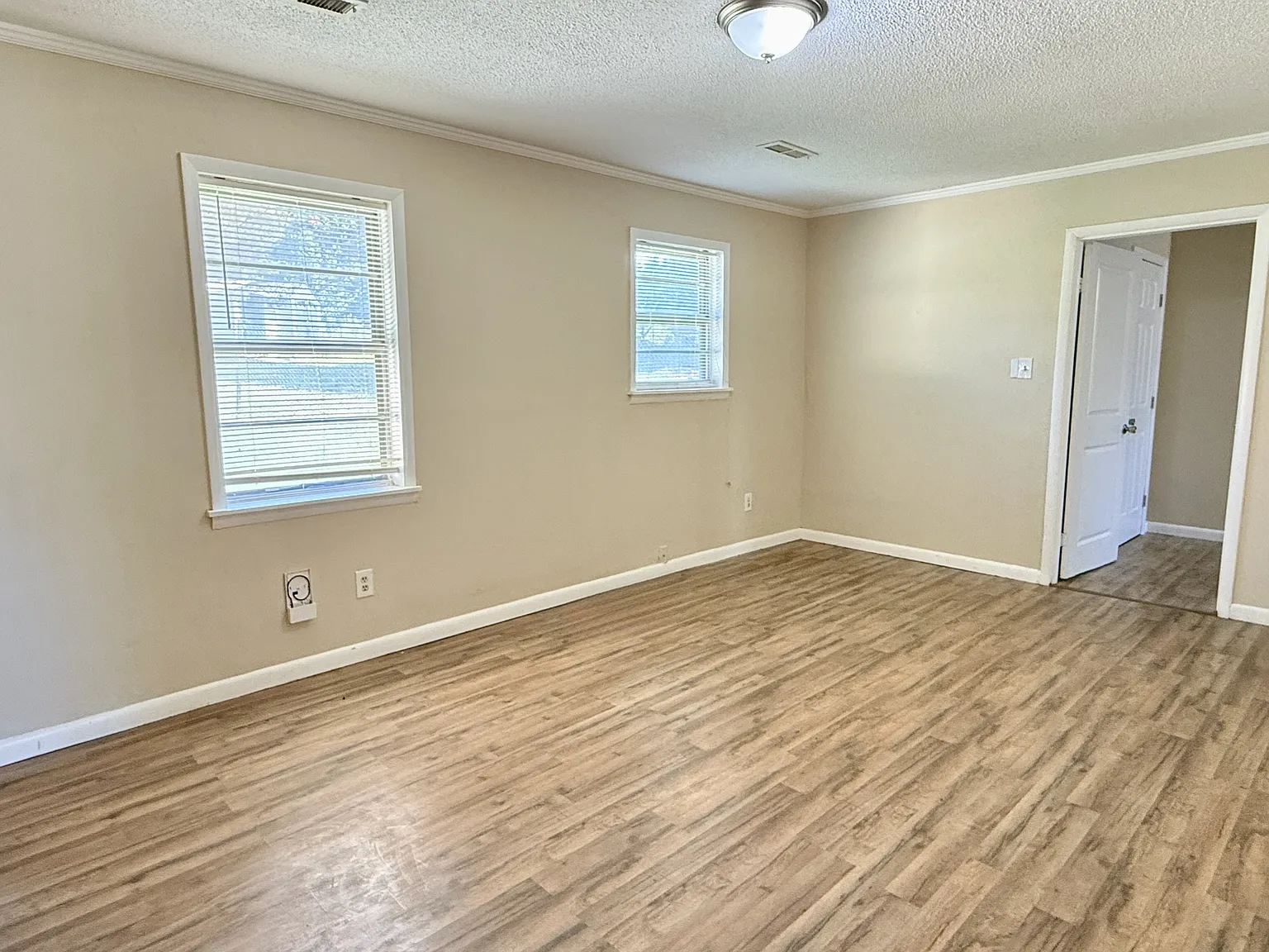 4 bed, 1506 sqft, $1,395 — Photo 4