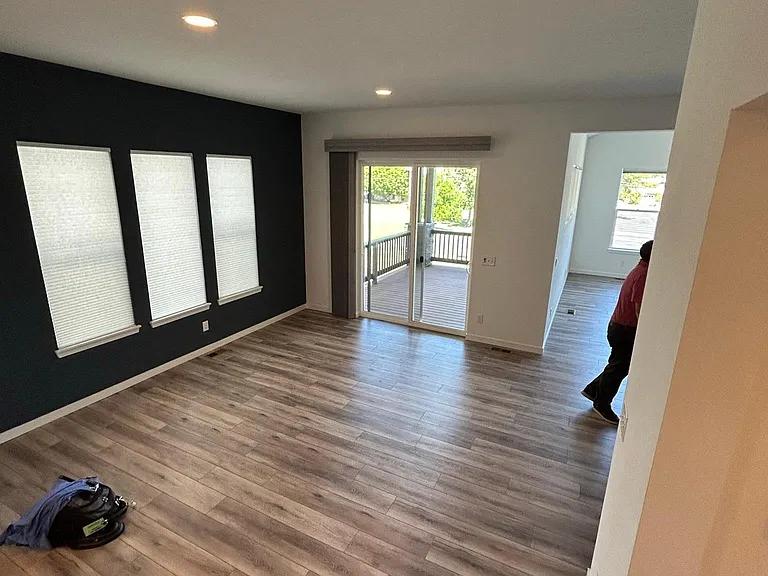 17117 W 11th Ave — Photo 2