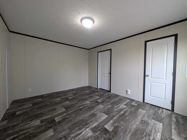 38000 Le Chateau Blvd #658 — Photo 18