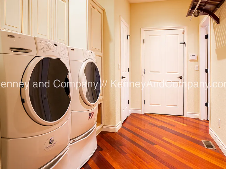 155 Indian Wells Ln — Photo 29
