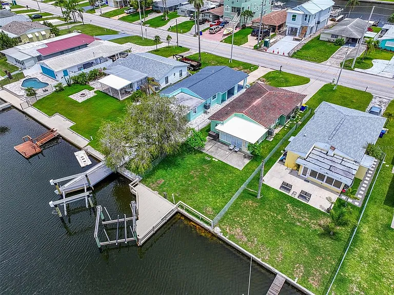 4436 Floramar Ter — Photo 37