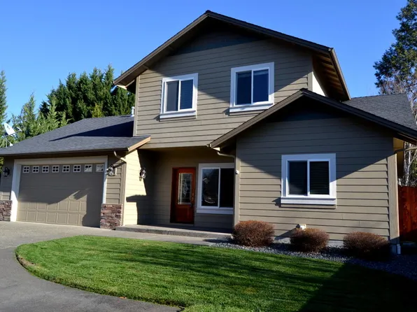 2089 SW Mercury Ln, Grants Pass, OR 97526