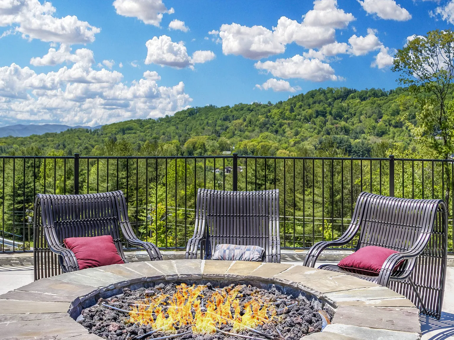 Enclave Piney Mountain — Photo 2