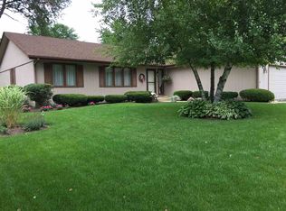 6416 Sawgrass Dr, Rockford, IL 61114