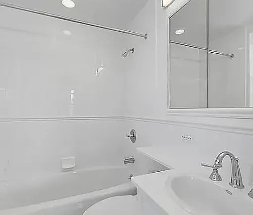 5th image of 40 W 86th St #9D