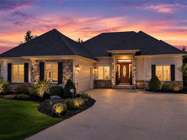 9674 Golden Aster Ct, Clarence Center, NY 14032