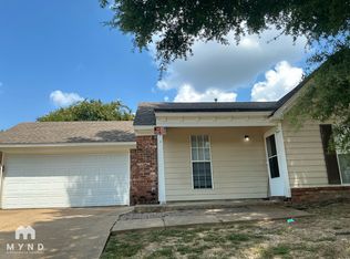 7825 Sarah Ann Dr S, Southaven, MS 38671