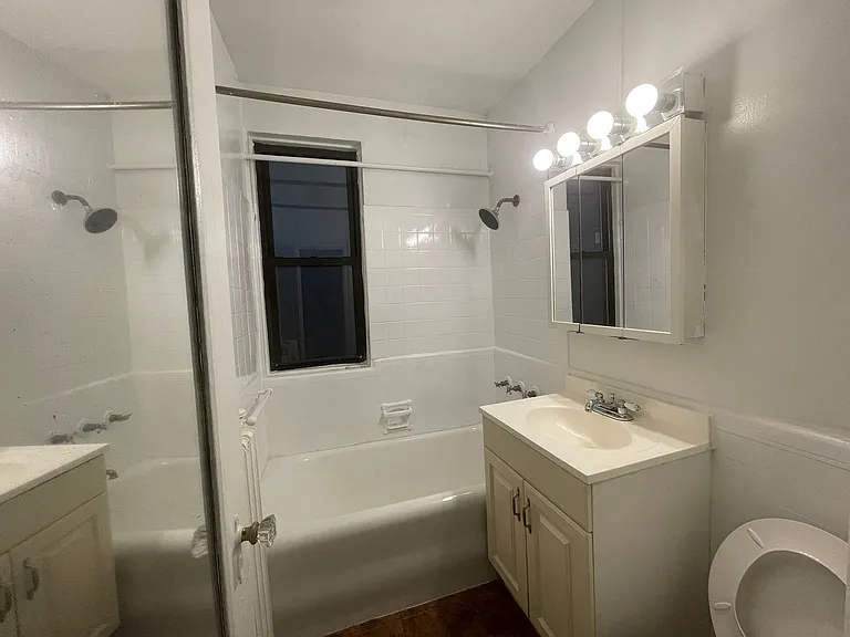 434 Wellington — Photo 24