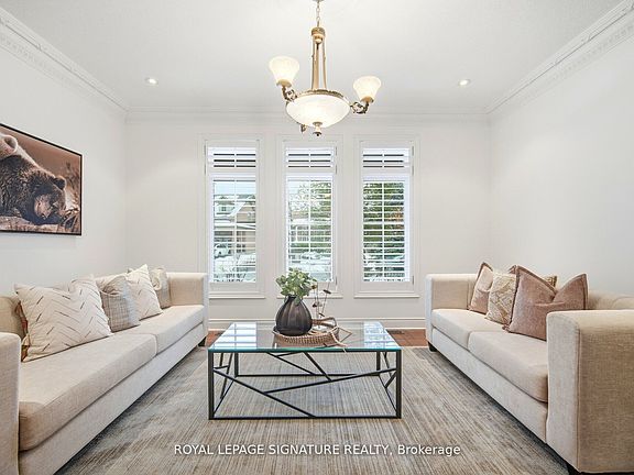 4th image of 1592 Hallstone Rd