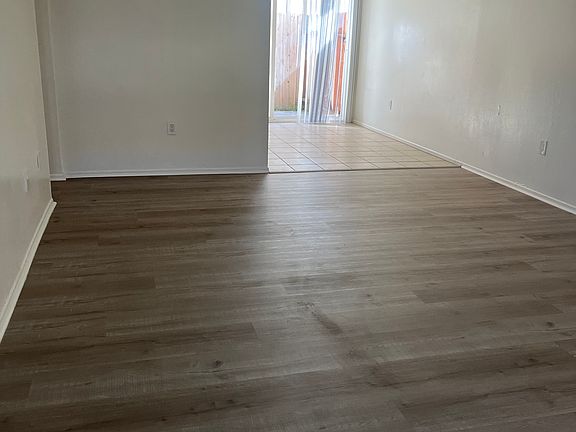 2nd image of 3608 S Marine St #2