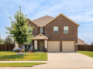 217 Hackney St, Waxahachie, TX 75165