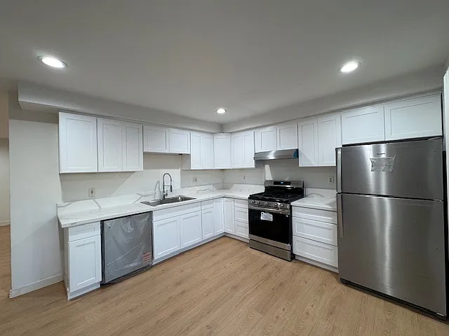 4169 Walnut Grove Ave — Photo 12