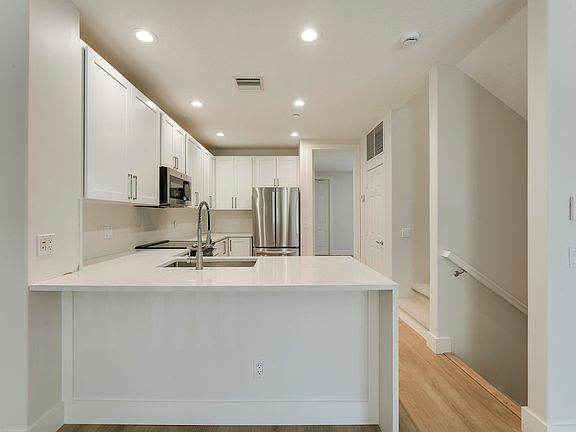 3rd image of 3416 W Community Drive