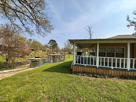 4th image of 120 Wildwood Way