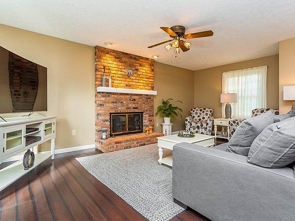 3rd image of 5620 Mills Creek Ln