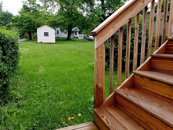 4th image of 100 Belvidere Ave