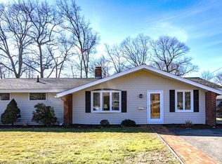 1 Mark Rd, Beverly, MA 01915