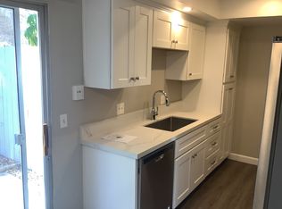 2013 Via Esmarca APT 2, Oceanside, CA 92054