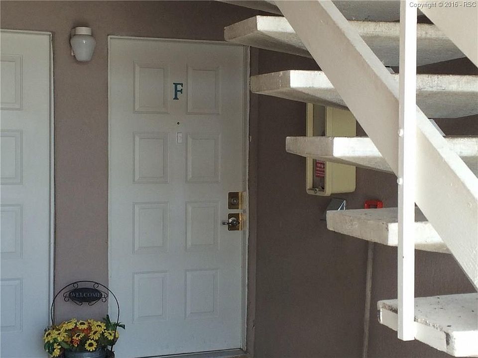 Ground floor unit F - no stairs.