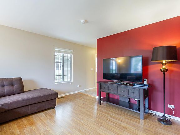 4th image of 164 Village Creek Dr