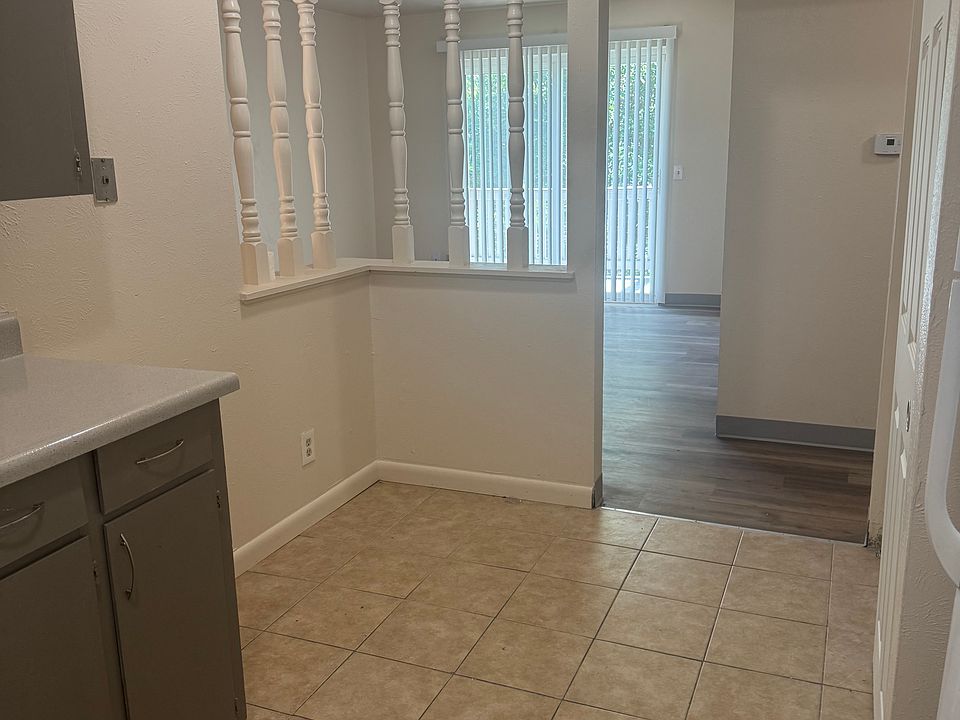 Breakfast Nook area of Kitchen