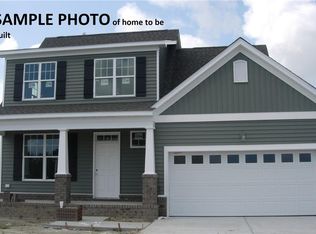 402 Campus Dr, Moyock, NC 27958