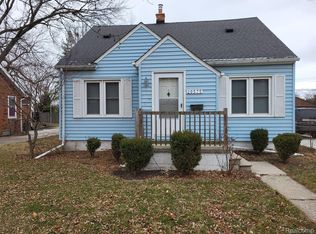 20575 Ridgemont Rd, Harper Woods, MI 48225