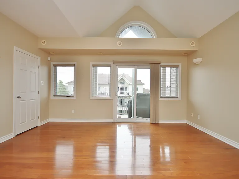 763 Cedar Creek Dr #I — Photo 32
